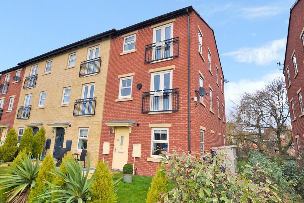 2 bed Town House for rent in Leeds. From Manning Stainton - Morley 2 bed Town House for rent in Leeds. From Manning Stainton - Morley