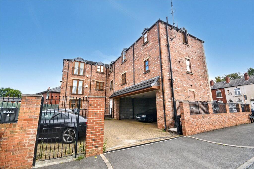 2 bed Apartment for rent in . From Manning Stainton - Morley