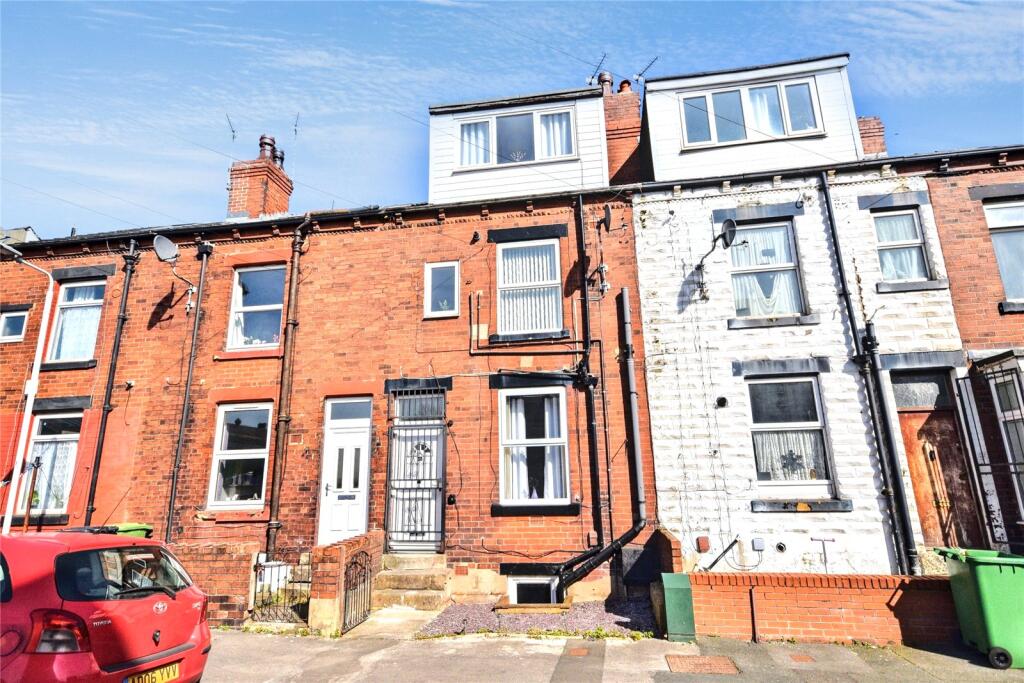 2 bed Mid Terraced House for rent in Leeds. From Manning Stainton - Morley 2 bed Mid Terraced House for rent in Leeds. From Manning Stainton - Morley
