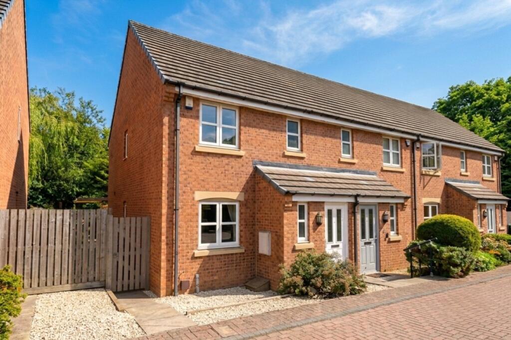 3 bed End of Terrace for rent in Wakefield. From Manning Stainton - Morley 3 bed End of Terrace for rent in Wakefield. From Manning Stainton - Morley