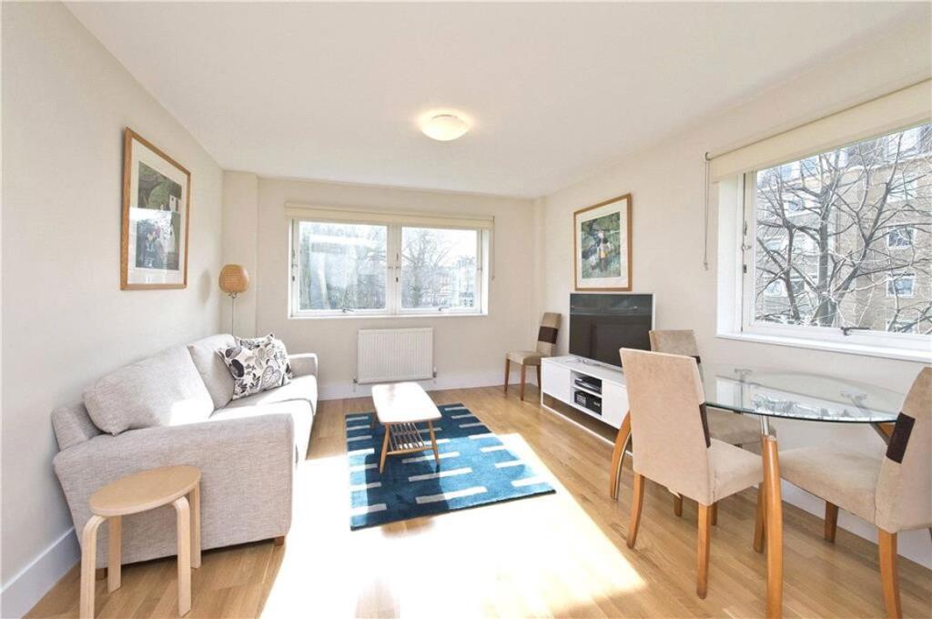1 bed 1st Floor Flat for rent in Chelsea. From Marsh & Parsons - Chelsea