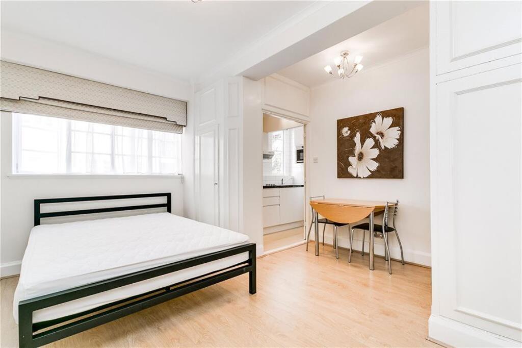 4 bed 1st Floor Flat for rent in London. From Marsh & Parsons - Chelsea