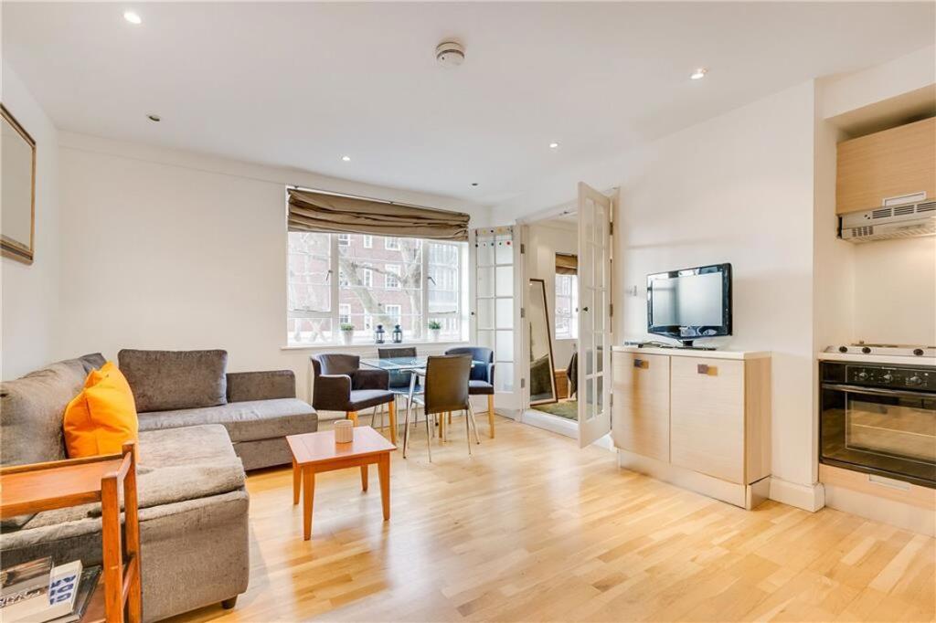 1 bed 1st Floor Flat for rent in Chelsea. From Marsh & Parsons - Chelsea