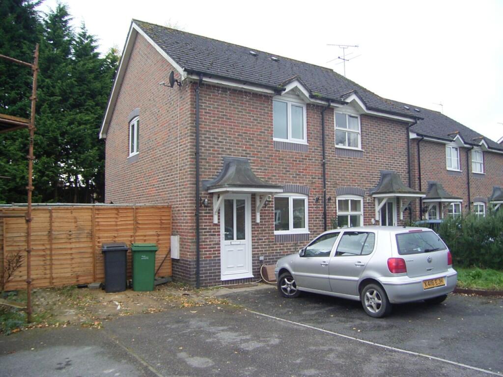 2 bed Semi Detached for rent in Eddington. From Marc Allen Estate Agents - Hungerford 2 bed Semi Detached for rent in Eddington. From Marc Allen Estate Agents - Hungerford