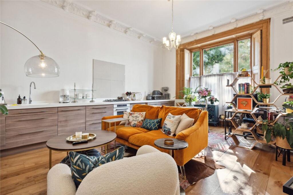 2 bed 1st Floor Flat for rent in Paddington. From Marsh and Parsons - Notting Hill