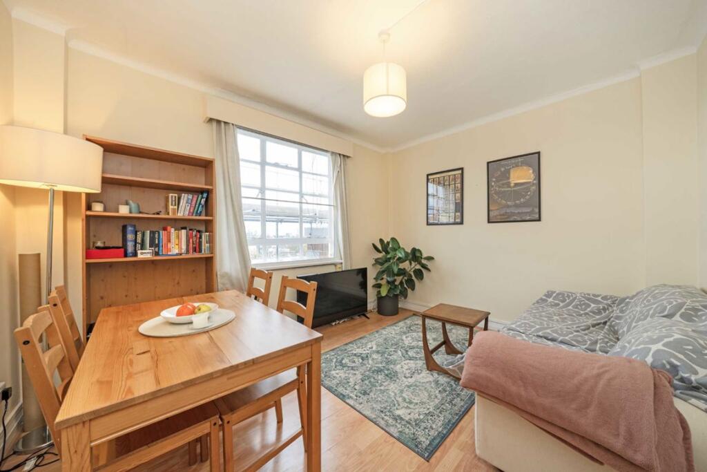 1 bed 1st Floor Flat for rent in Paddington. From Marsh and Parsons - Notting Hill
