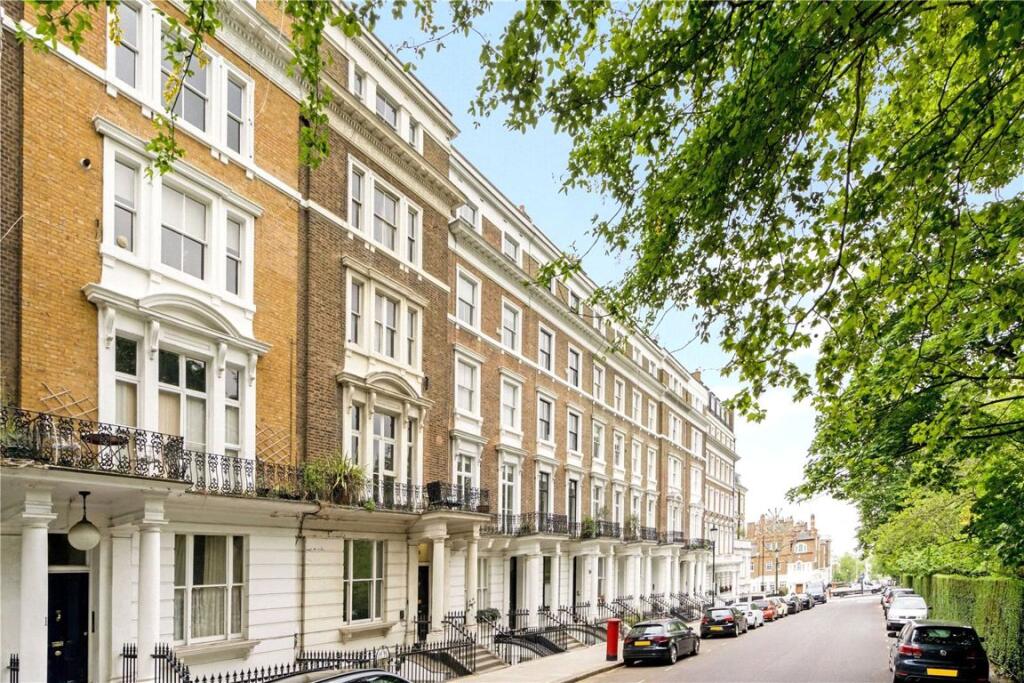 1 bed 1st Floor Flat for rent in London. From Marsh and Parsons - Notting Hill
