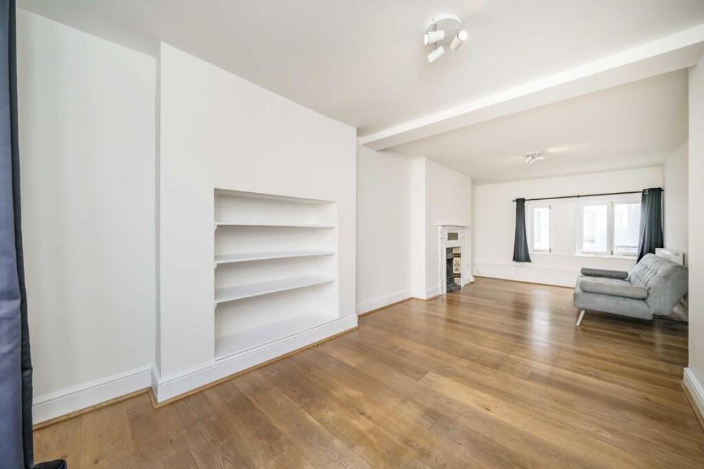 2 bed 1st Floor Flat for rent in Kensington. From Marsh and Parsons - Notting Hill