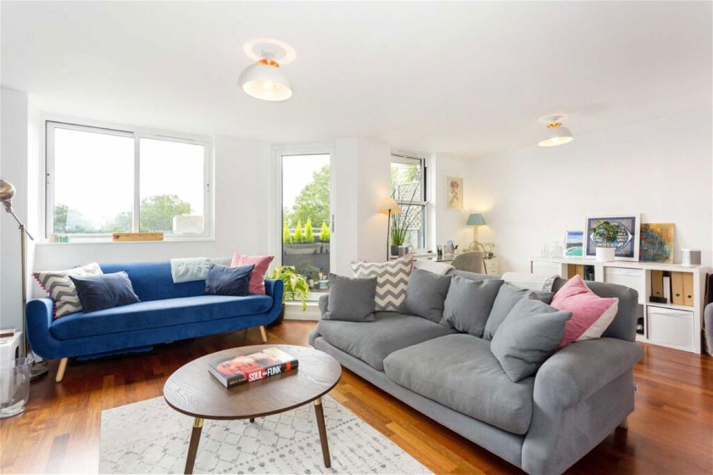 2 bed 1st Floor Flat for rent in Paddington. From Marsh and Parsons - Notting Hill