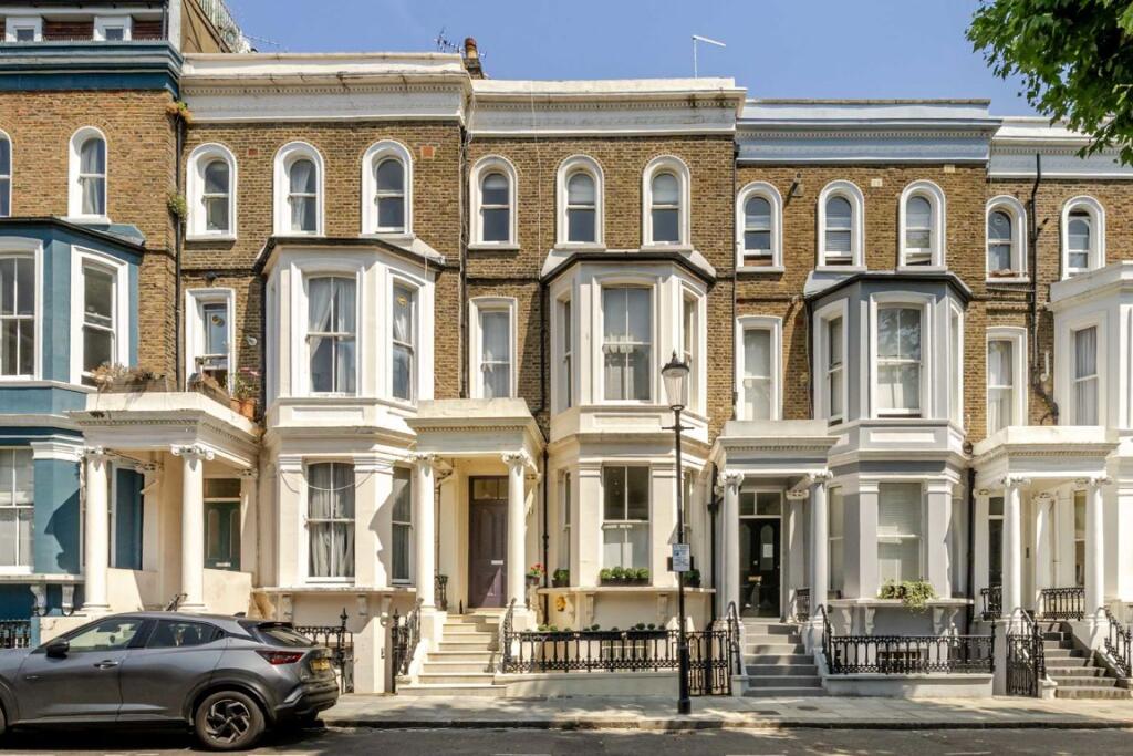 5 bed Mid Terraced House for rent in Kensington. From Marsh and Parsons - Notting Hill 5 bed Mid Terraced House for rent in Kensington. From Marsh and Parsons - Notting Hill