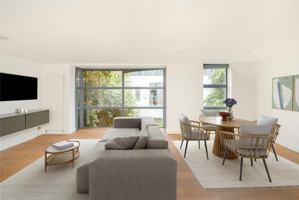 2 bed Detached for rent in Kensington. From Marsh and Parsons - Notting Hill