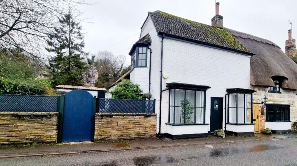 2 bed Mid Terraced House for rent in Ashbury. From Minerva Property Management - Swindon