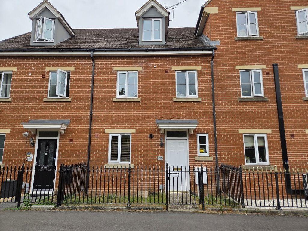 4 bed Mid Terraced House for rent in Swindon. From Minerva Property Management - Swindon 4 bed Mid Terraced House for rent in Swindon. From Minerva Property Management - Swindon