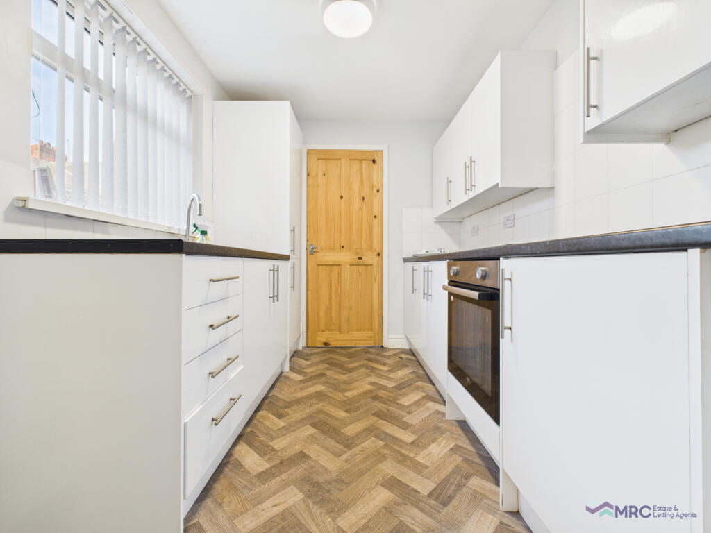 2 bed Mid Terraced House for rent in Hull. From MRC Estate & Letting Agents - Hull