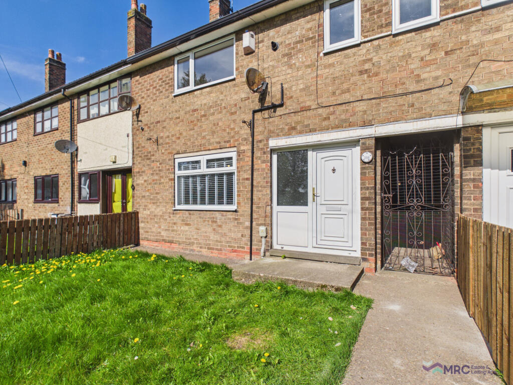 3 bed Mid Terraced House for rent in Hull. From MRC Estate & Letting Agents - Hull