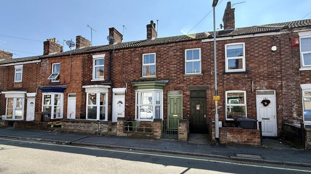 2 bed Mid Terraced House for rent in Lincoln. From Starkey & Brown - Lincoln