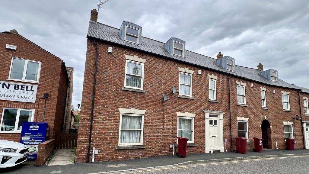 3 bed Mid Terraced House for rent in Barrow upon Humber. From Starkey & Brown - Scunthorpe