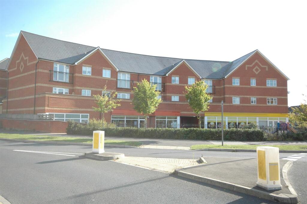 2 bed 1st Floor Flat for rent in Ashford. From Martins Estates - Ashford 2 bed 1st Floor Flat for rent in Ashford. From Martins Estates - Ashford