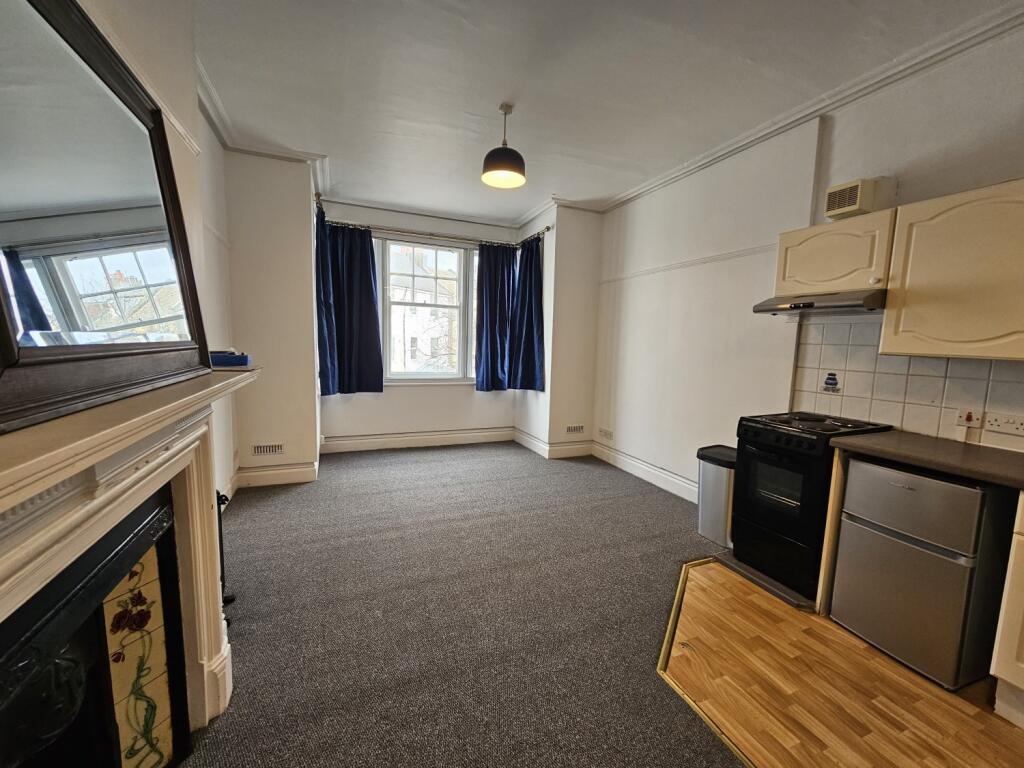 0 bed 1st Floor Flat for rent in Brighton and Hove. From Massey Residential Lettings - Hove 0 bed 1st Floor Flat for rent in Brighton and Hove. From Massey Residential Lettings - Hove