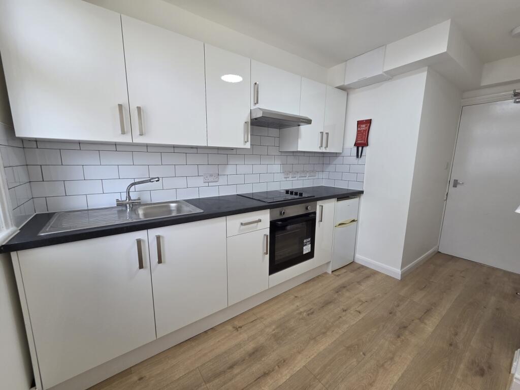 0 bed 1st Floor Flat for rent in Brighton and Hove. From Massey Residential Lettings - Hove 0 bed 1st Floor Flat for rent in Brighton and Hove. From Massey Residential Lettings - Hove