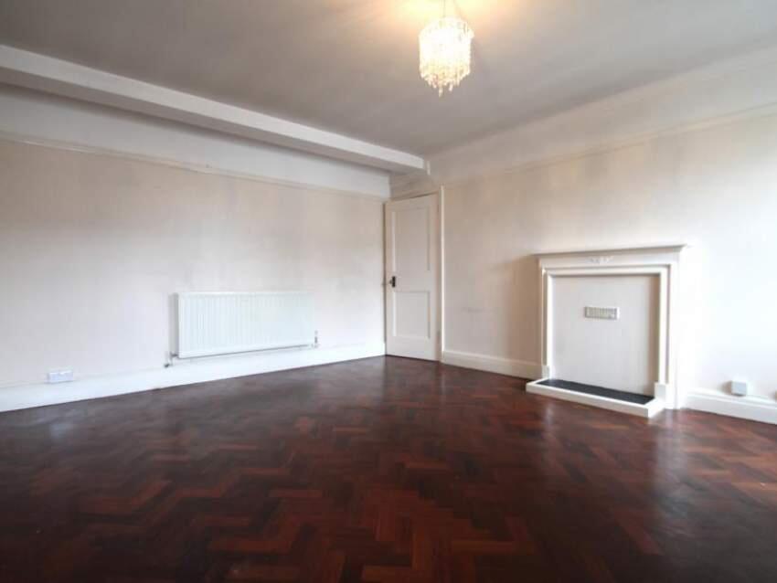 2 bed 1st Floor Flat for rent in Worthing. From Massey Residential Lettings - Hove