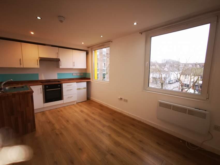 1 bed 1st Floor Flat for rent in Brighton and Hove. From Massey Residential Lettings - Hove 1 bed 1st Floor Flat for rent in Brighton and Hove. From Massey Residential Lettings - Hove