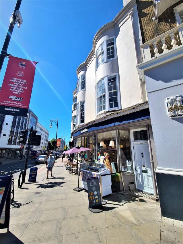 2 bed 1st Floor Flat for rent in Brighton and Hove. From Massey Residential Lettings - Hove 2 bed 1st Floor Flat for rent in Brighton and Hove. From Massey Residential Lettings - Hove