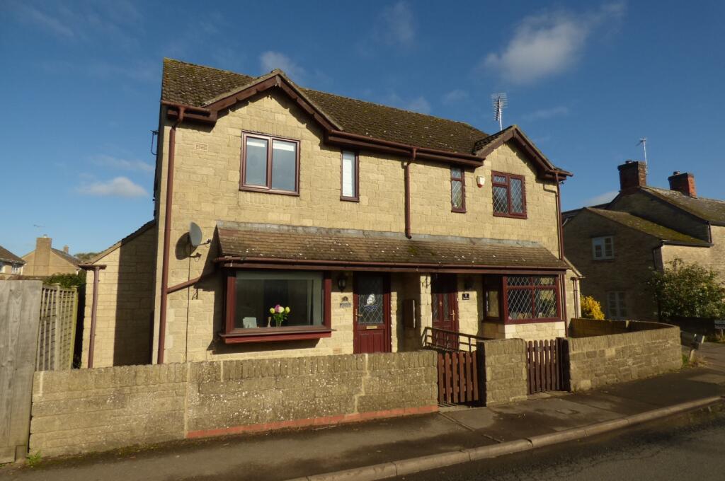 3 bed Semi Detached for rent in Lechlade-on-Thames. From Moore Allen & Innocent - Cirencester