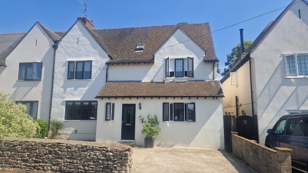 4 bed Semi Detached for rent in Cirencester. From Moore Allen & Innocent - Cirencester 4 bed Semi Detached for rent in Cirencester. From Moore Allen & Innocent - Cirencester