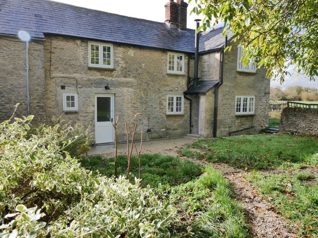 3 bed Semi Detached for rent in Broadwell. From Moore Allen & Innocent - Cirencester
