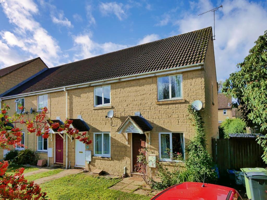 2 bed Semi Detached for rent in Cirencester. From Moore Allen & Innocent - Cirencester