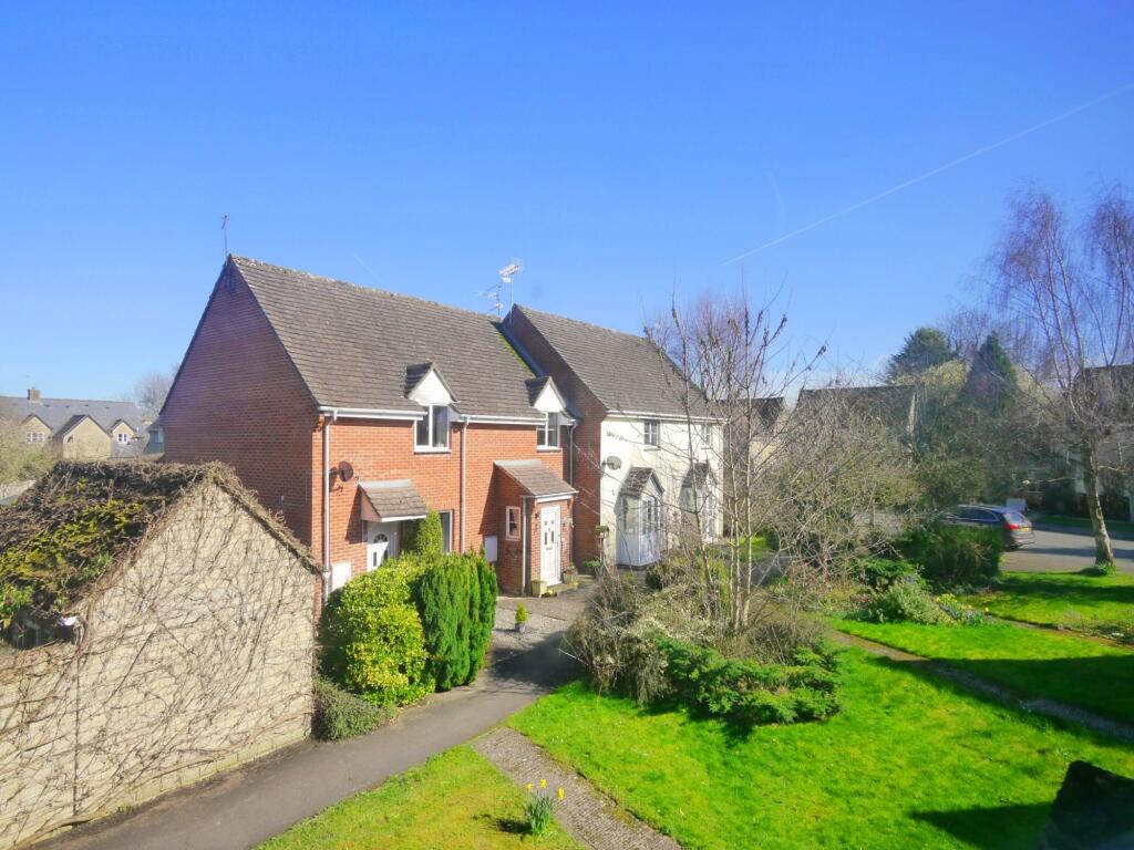 2 bed Mid Terraced House for rent in Ashton Keynes. From Moore Allen & Innocent - Cirencester 2 bed Mid Terraced House for rent in Ashton Keynes. From Moore Allen & Innocent - Cirencester