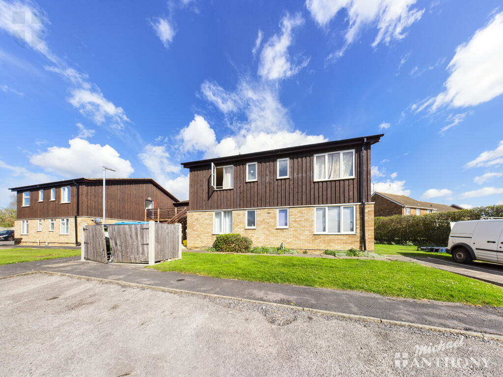 1 bed 1st Floor Flat for rent in Stoke Mandeville. From Michael Anthony - Aylesbury