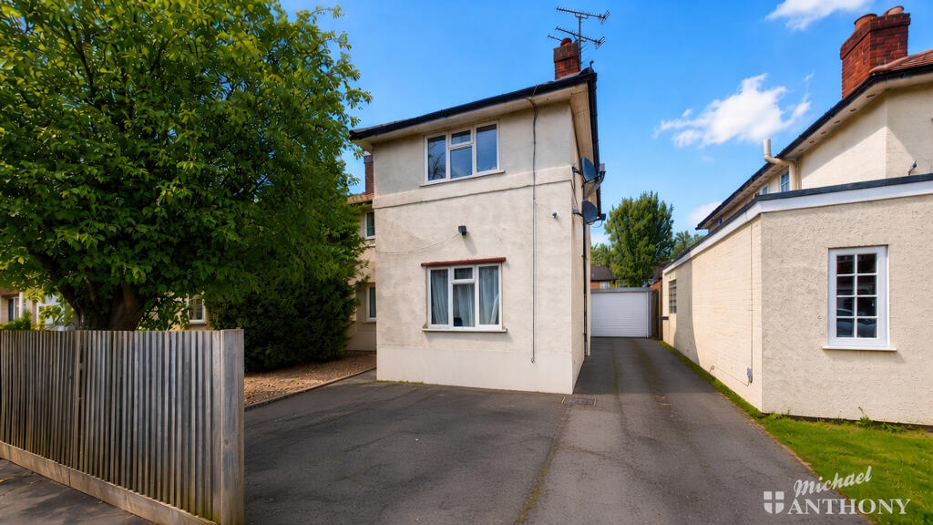 1 bed Annexe for rent in Aylesbury. From Michael Anthony - Aylesbury
