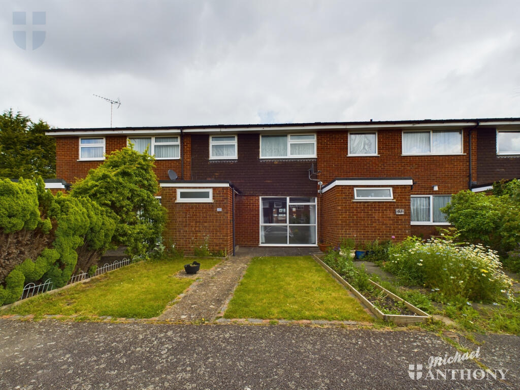 3 bed Mid Terraced House for rent in Aylesbury. From Michael Anthony - Aylesbury 3 bed Mid Terraced House for rent in Aylesbury. From Michael Anthony - Aylesbury