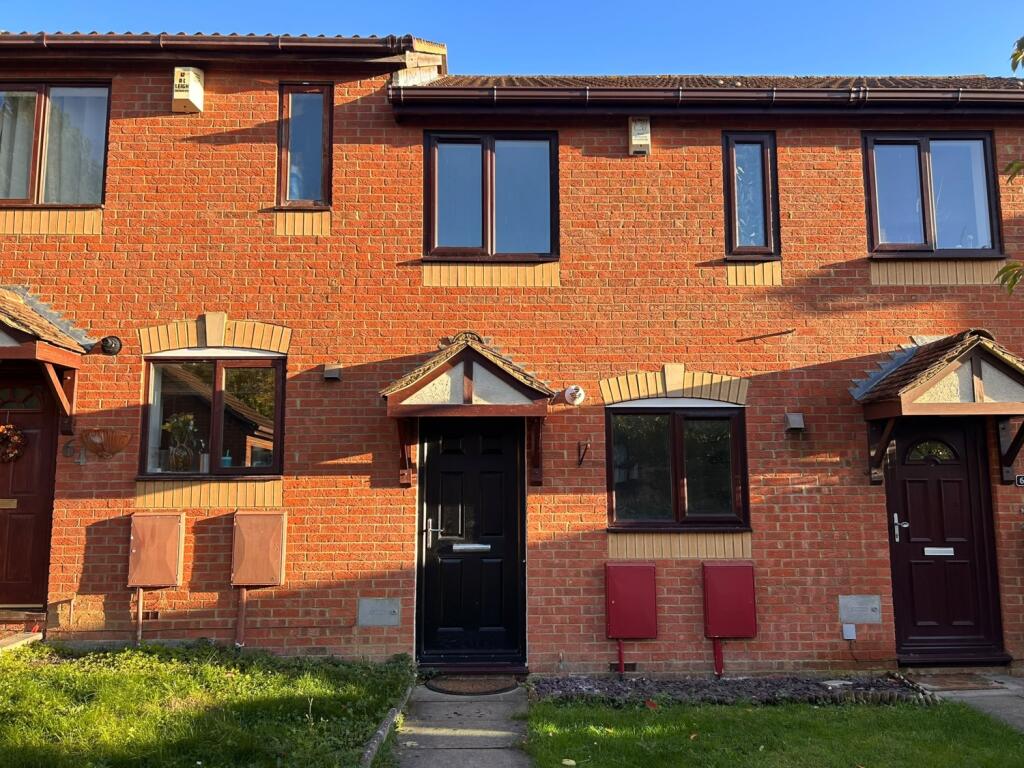 2 bed Mid Terraced House for rent in Whaddon. From Michael Anthony - Milton Keynes