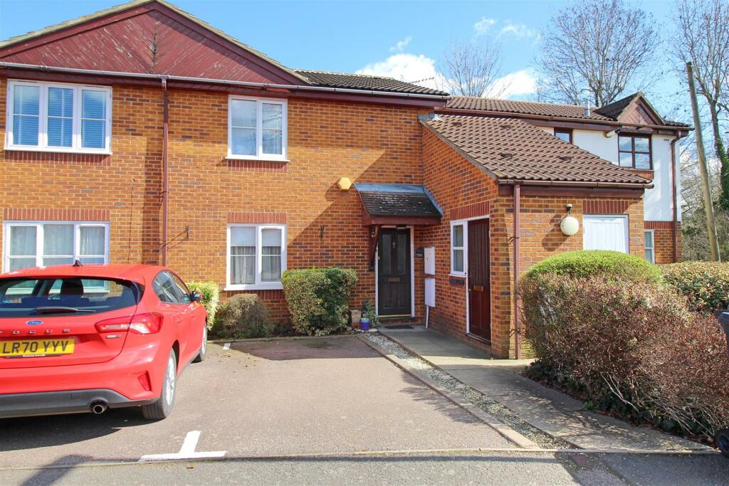 1 bed Flat for rent in Borehamwood. From Michael Yeo Estate Agents - Borehamwood