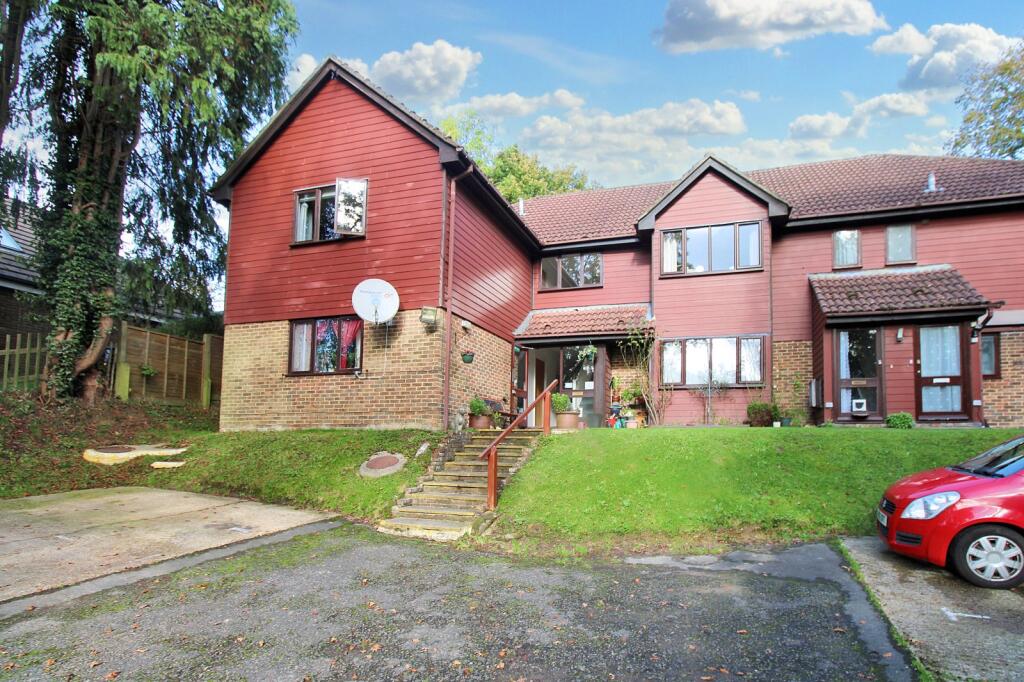 1 bed Apartment for rent in Crowborough. From Michael Brooker - Crowborough