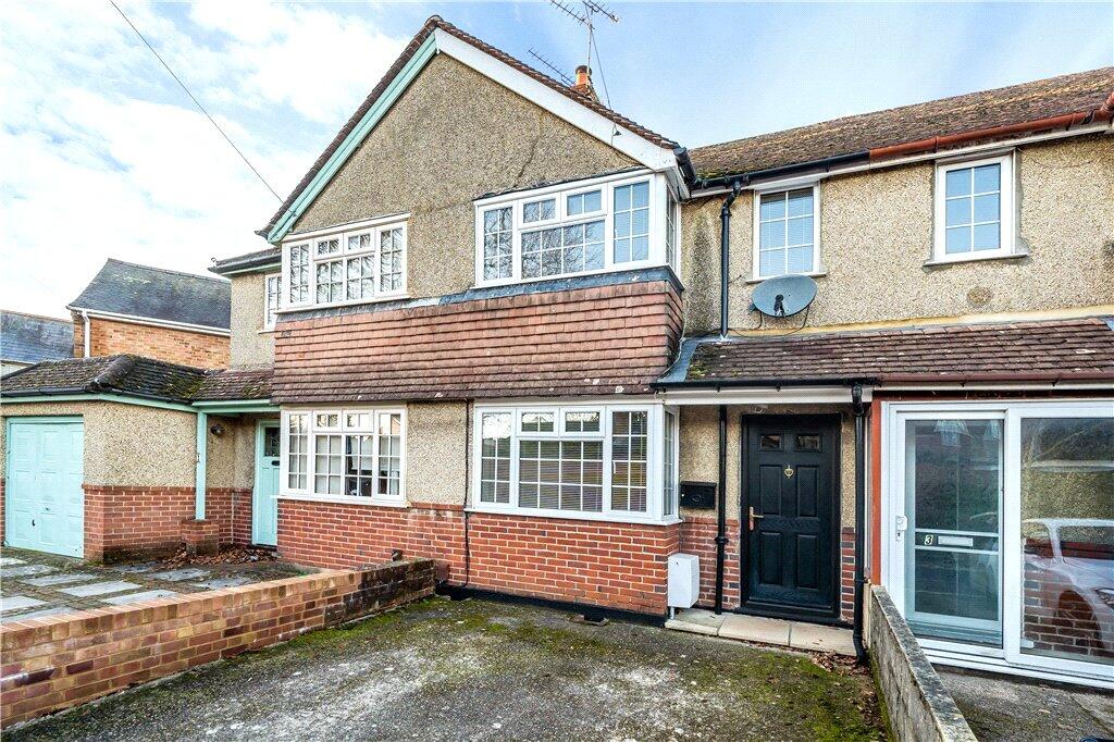 2 bed Mid Terraced House for rent in Romsey. From Michael Rhodes - Romsey