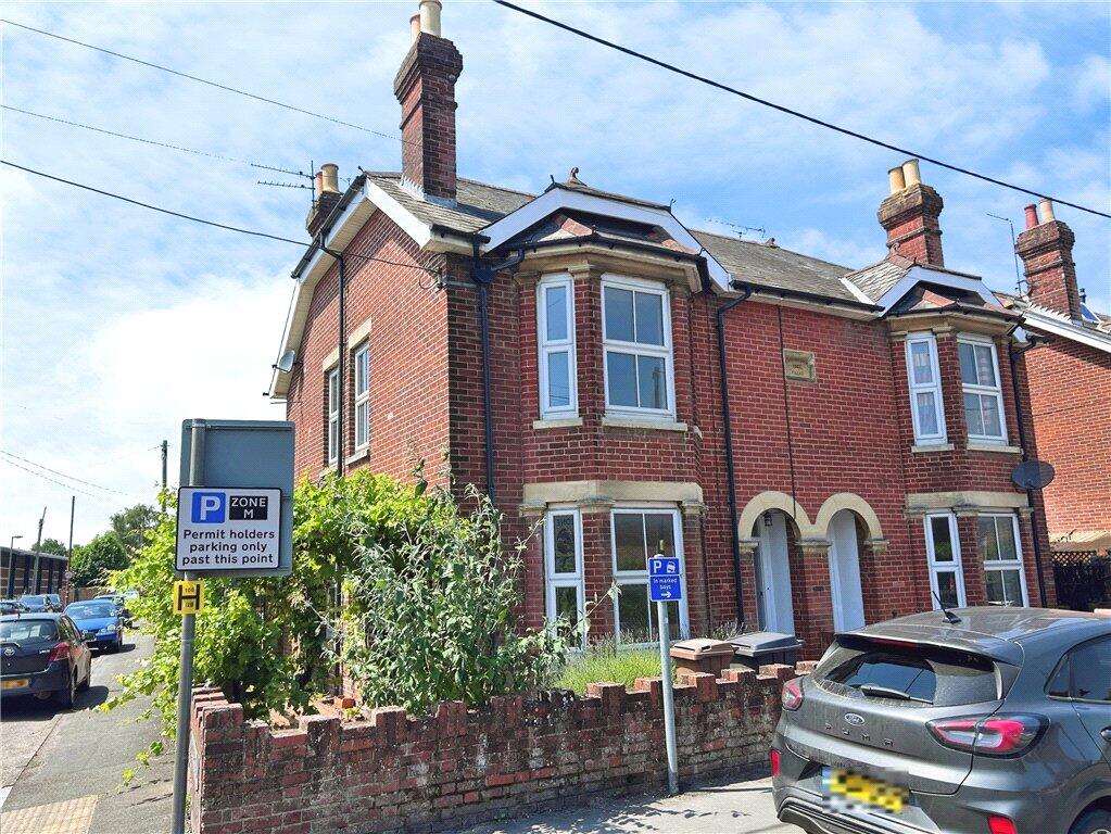 3 bed Semi Detached for rent in Romsey. From Michael Rhodes - Romsey