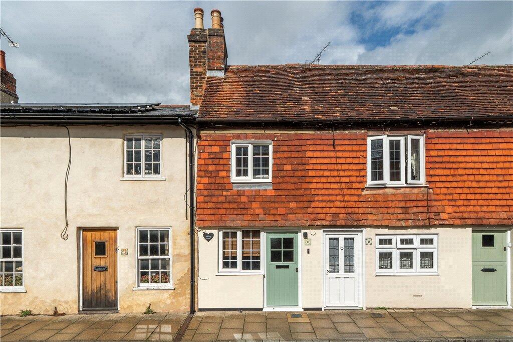 2 bed Mid Terraced House for rent in Romsey. From Michael Rhodes - Romsey 2 bed Mid Terraced House for rent in Romsey. From Michael Rhodes - Romsey