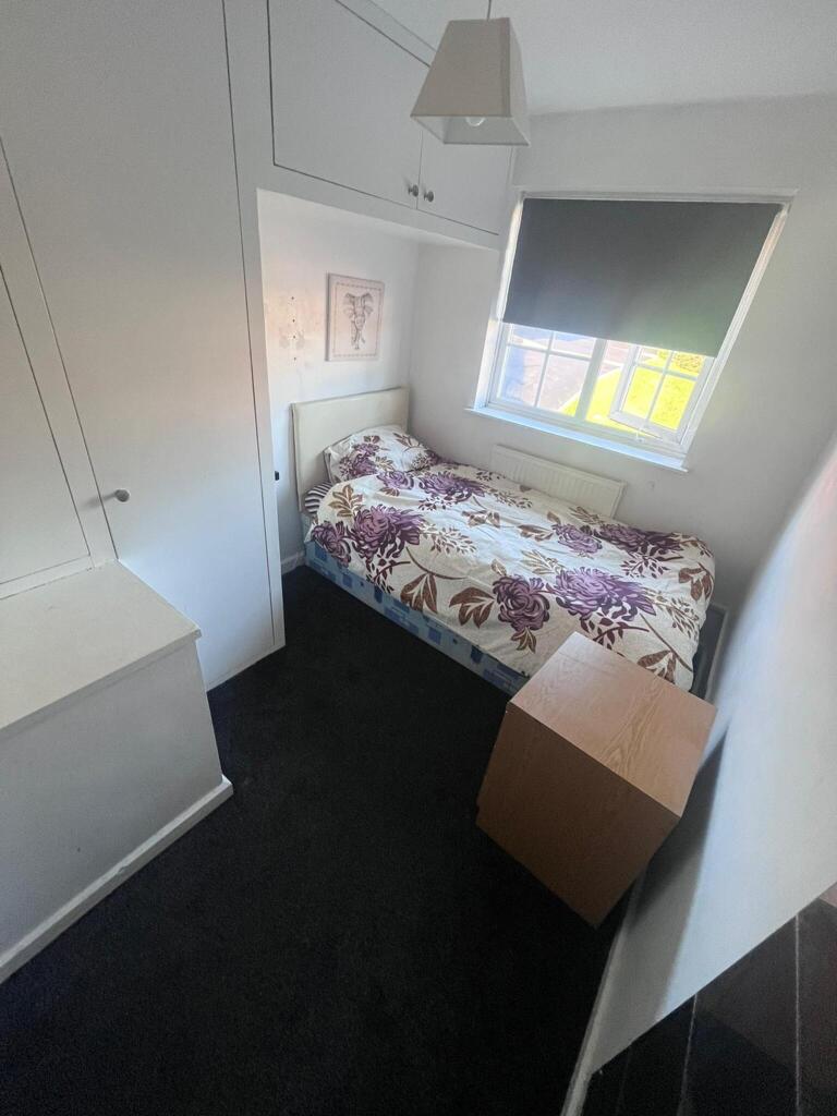 1 bed House Share for rent in Major's Green. From Midland Housing Ltd - Birmingham