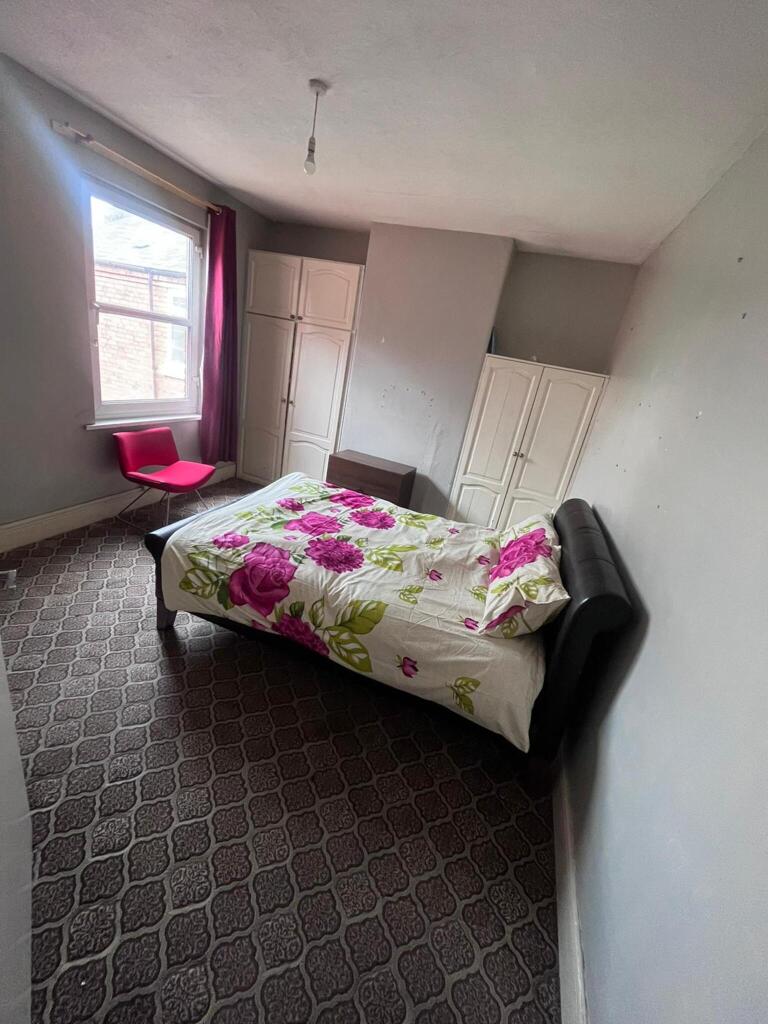 1 bed House Share for rent in Solihull. From Midland Housing Ltd - Birmingham 1 bed House Share for rent in Solihull. From Midland Housing Ltd - Birmingham