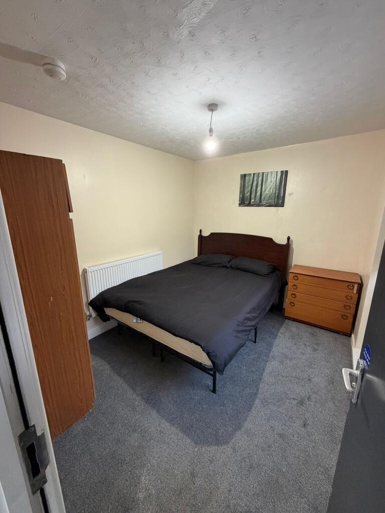 3 bed House Share for rent in Lickey. From Midland Housing Ltd - Birmingham
