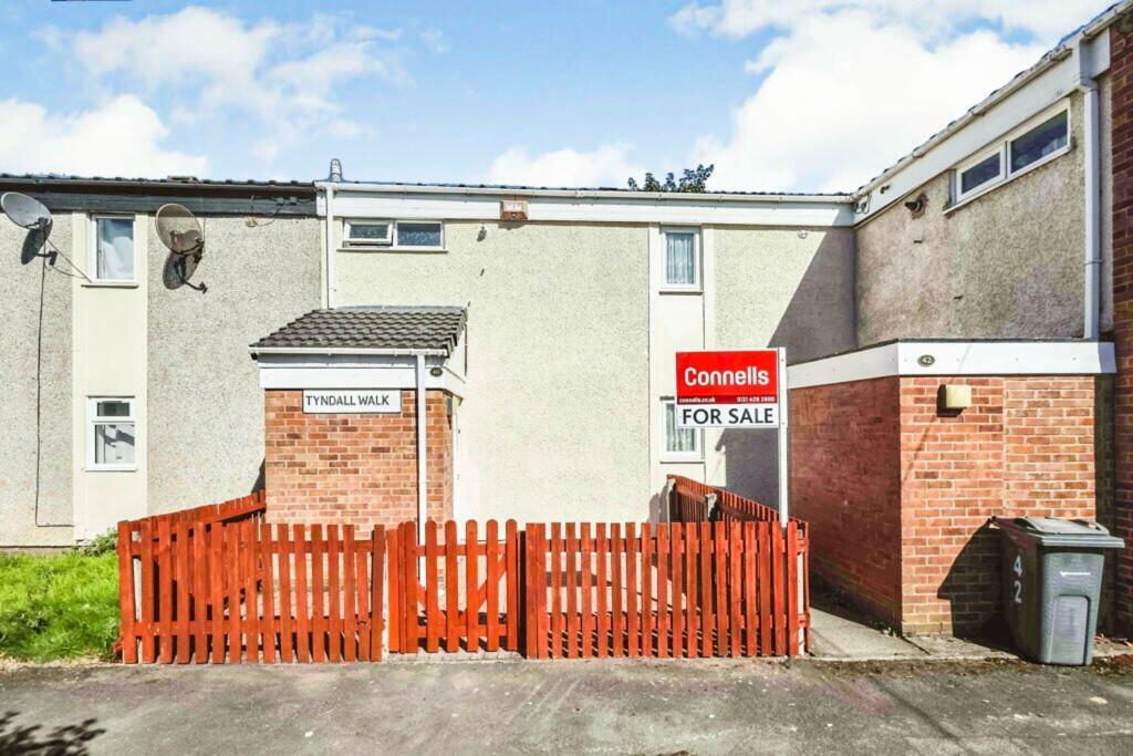 1 bed House Share for rent in Hunnington. From Midland Housing Ltd - Birmingham 1 bed House Share for rent in Hunnington. From Midland Housing Ltd - Birmingham
