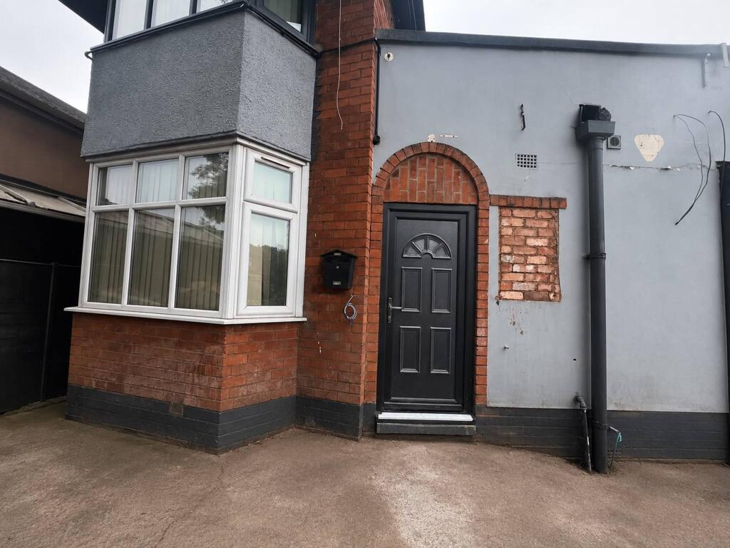 3 bed 1st Floor Flat for rent in Bickenhill. From Midland Housing Ltd - Birmingham