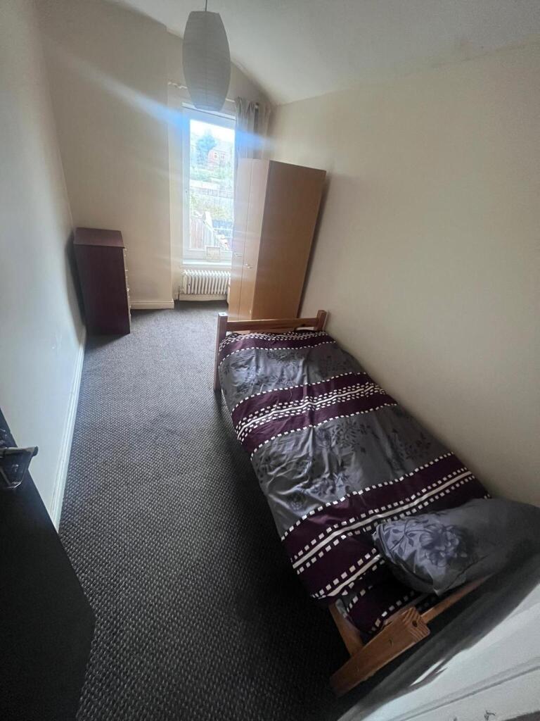 1 bed House Share for rent in Bateman's Green. From Midland Housing Ltd - Birmingham
