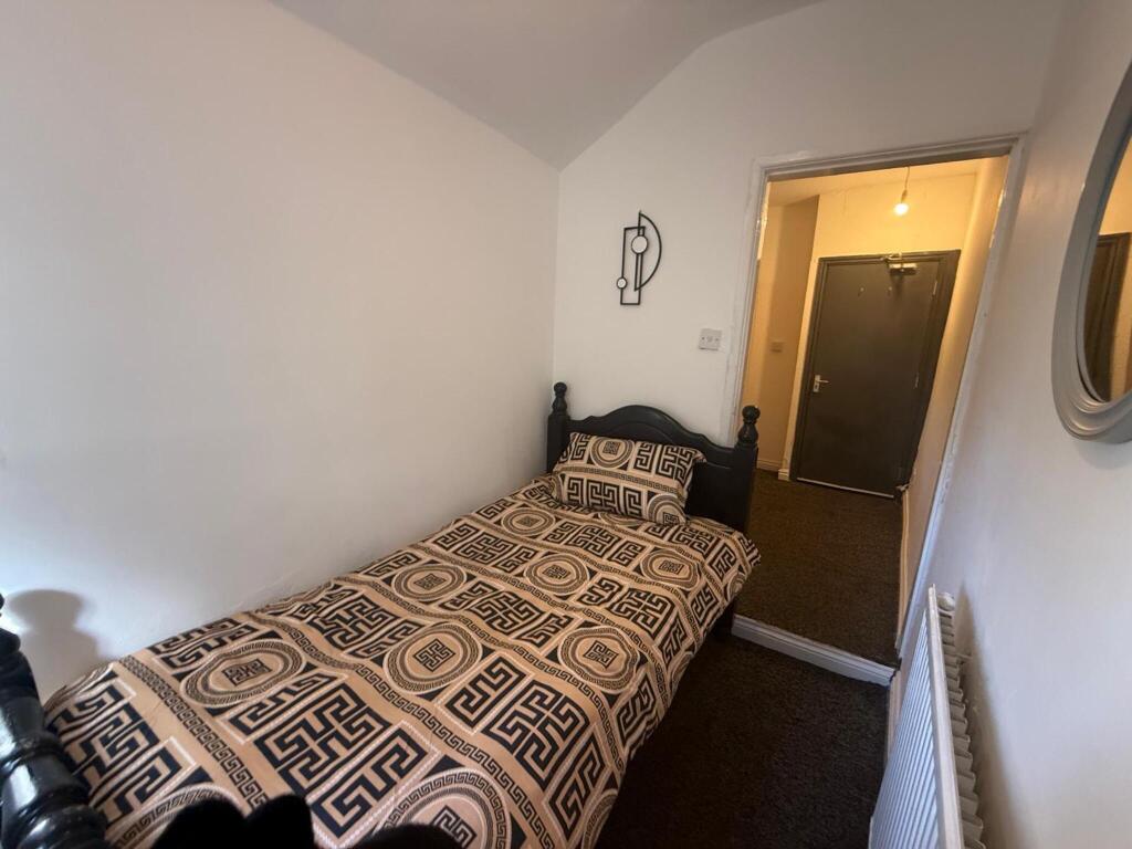 1 bed House Share for rent in Headley Heath. From Midland Housing Ltd - Birmingham 1 bed House Share for rent in Headley Heath. From Midland Housing Ltd - Birmingham