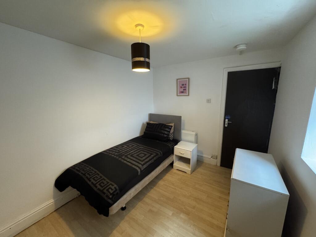 2 bed House Share for rent in Water Orton. From Midland Housing Ltd - Birmingham 2 bed House Share for rent in Water Orton. From Midland Housing Ltd - Birmingham