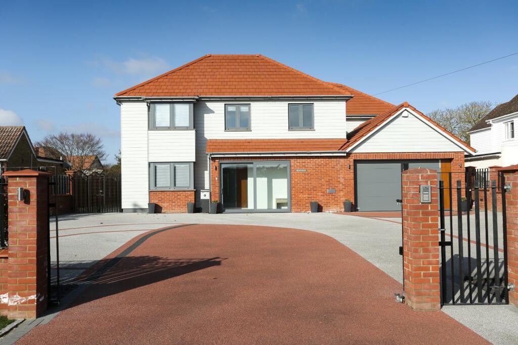 6 bed Detached for rent in Littlebourne. From Miles & Barr - Canterbury